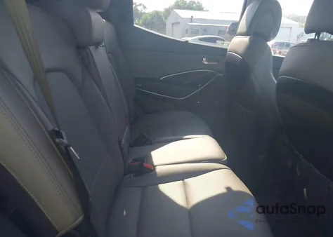 2018 Hyundai Santa Fe Sport 2.4L z USA, uszkodzony, nr VIN 5XYZUDLB5JG518357